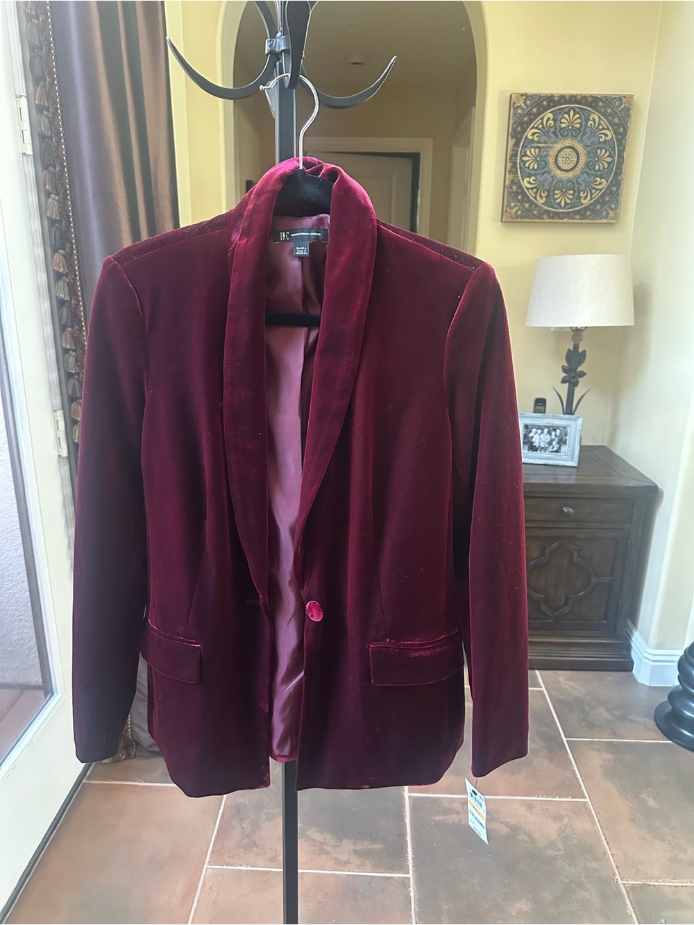 Women’s Burgundy Velvet Blazer - Classic Single-Button Shawl Collar